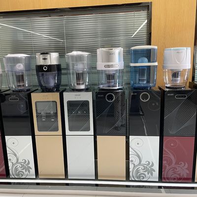 Distributeur d'eau de table chaude froide Compresseur pour refroidissement électronique personnalisé et à vendre