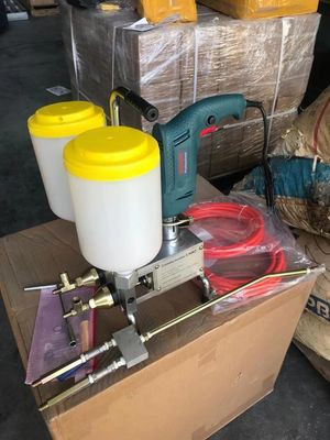 Pompes d'injection de coulée à haute pression pour revêtement de bâtiments en acier et double injection